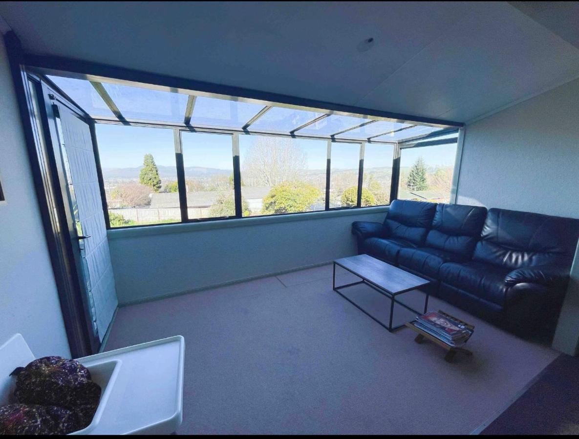 Mountain Top Kiwi Star Holiday Home Rotorua Zewnętrze zdjęcie